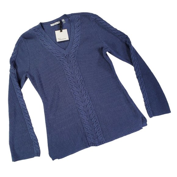 89th & Madison Sweaters - 89th + Madison Blue V-neck Sweater size Large